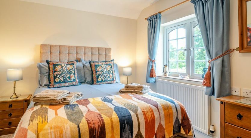 Photo of 4 Bed in East Brent