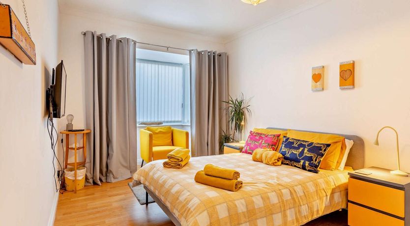 Photo of 2 Bed in Exmouth