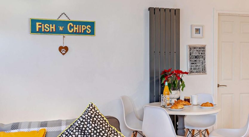 Photo of 2 Bed in Exmouth