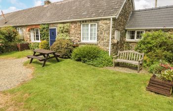 Eynons Cottage Holiday Cottage