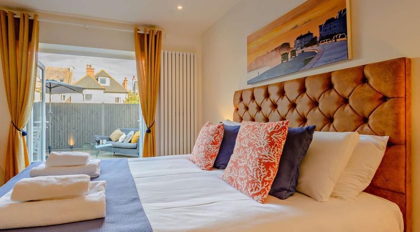 Photo of 1 Bed in Hythe