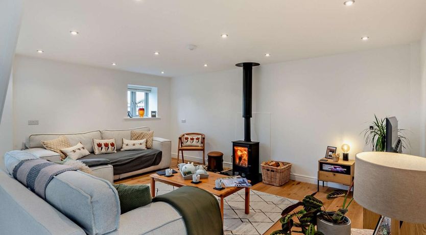 Photo of 4 Bed in Brough