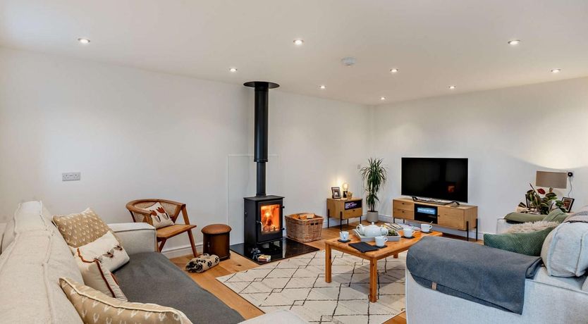 Photo of 4 Bed in Brough