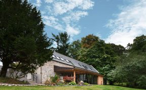 Photo of 4 Bed in Aberdeen