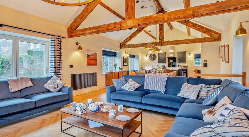 Photo of 4 Bed in Chapel Stile