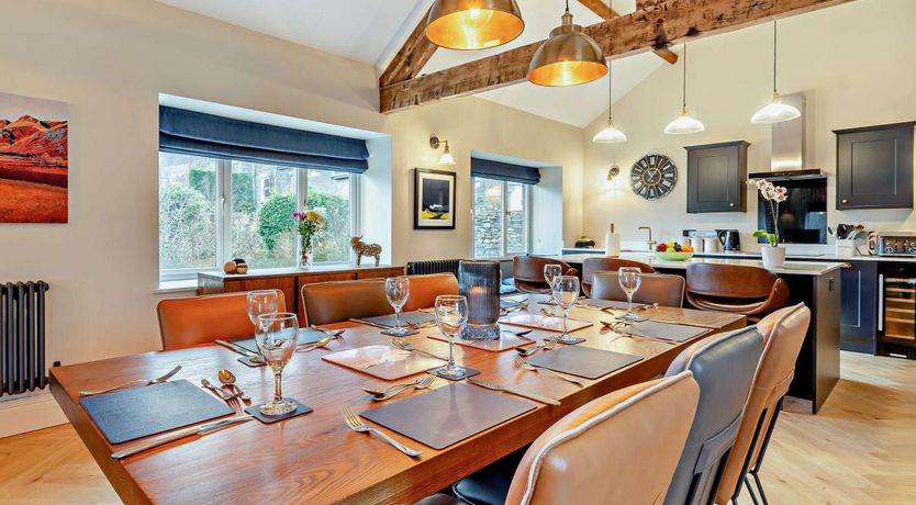 Photo of 4 Bed in Chapel Stile