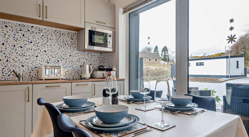 Photo of 2 Bed in Oban