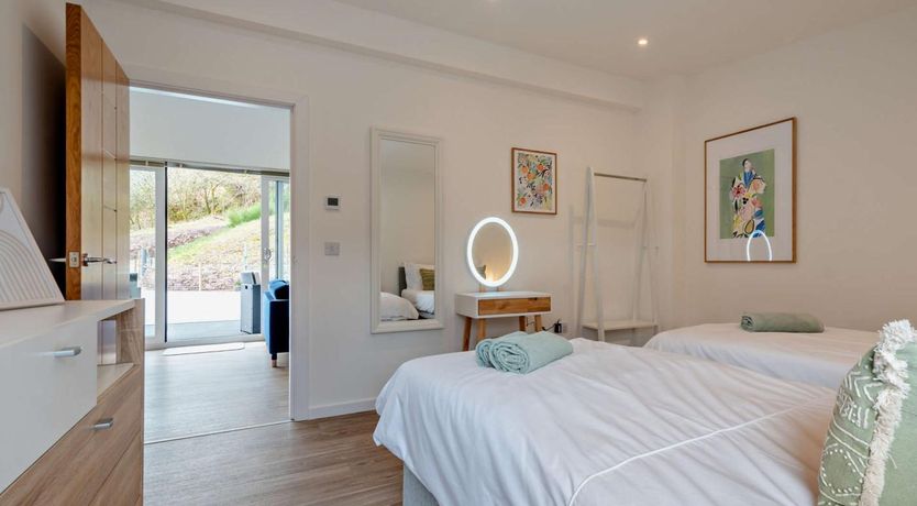 Photo of 2 Bed in Oban
