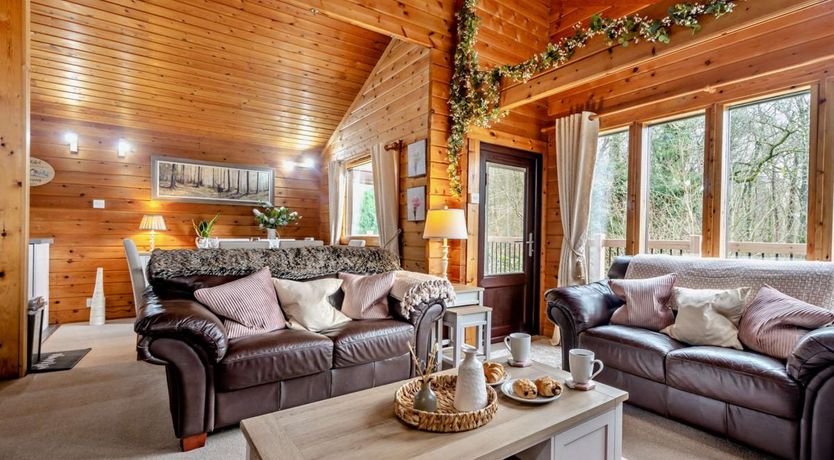 Photo of 3 Bed in Sandyhills