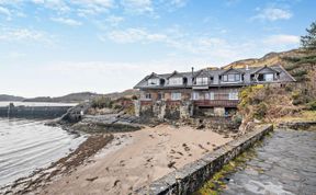 Photo of 3 Bed in Oban
