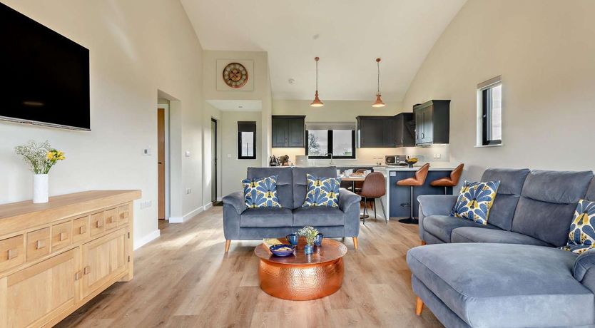 Photo of 2 Bed in Somerton