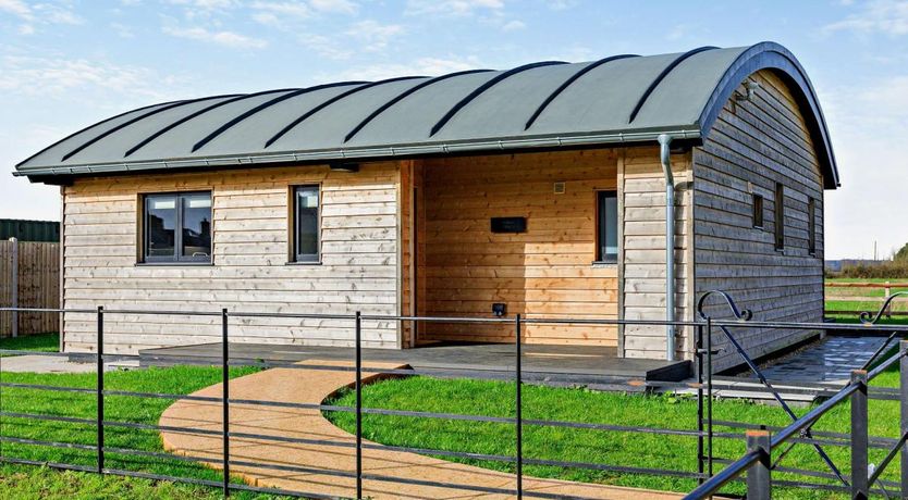 Photo of 2 Bed in Babcary