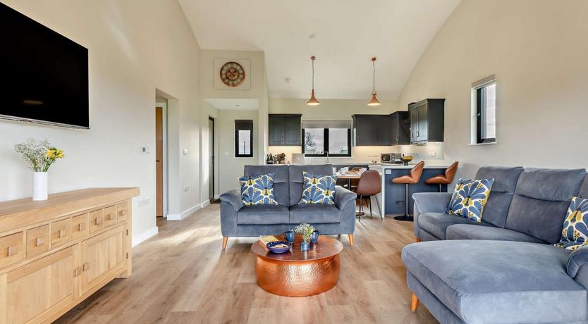 Photo of 2 Bed in Babcary