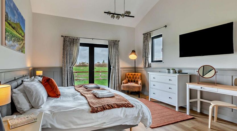 Photo of 2 Bed in Babcary