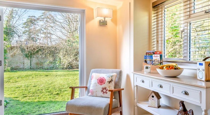 Photo of 2 Bed in Beaulieu