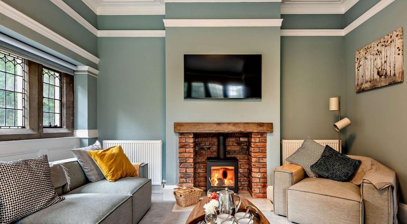 Photo of 5 Bed in Monmouth