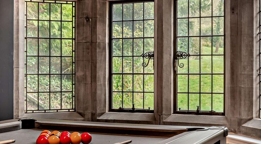 Photo of 5 Bed in Monmouth