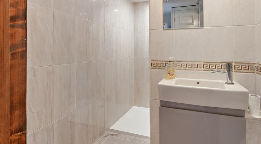 Photo of 2 Bed in Brighstone