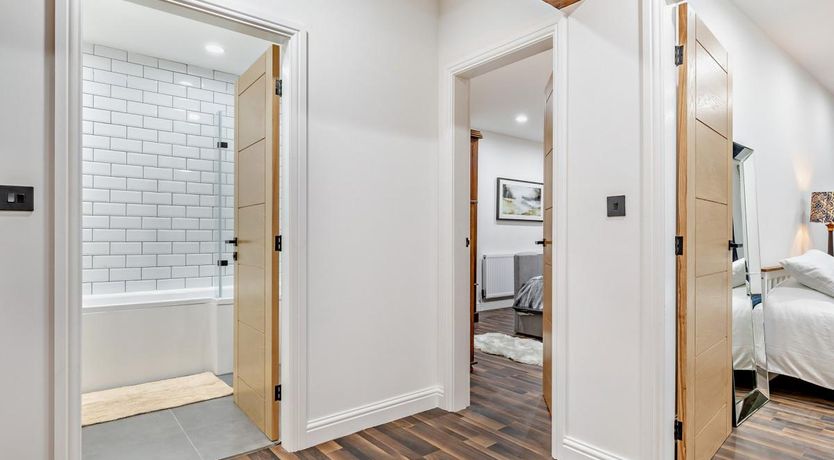 Photo of 2 Bed in New Mills