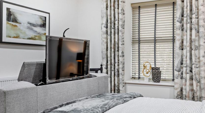 Photo of 2 Bed in New Mills