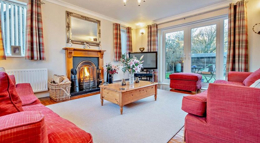 Photo of 3 Bed in Gosforth