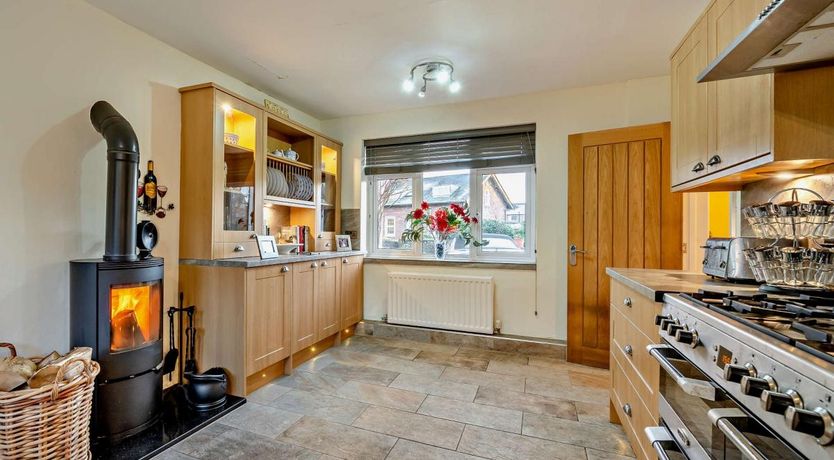 Photo of 3 Bed in Gosforth