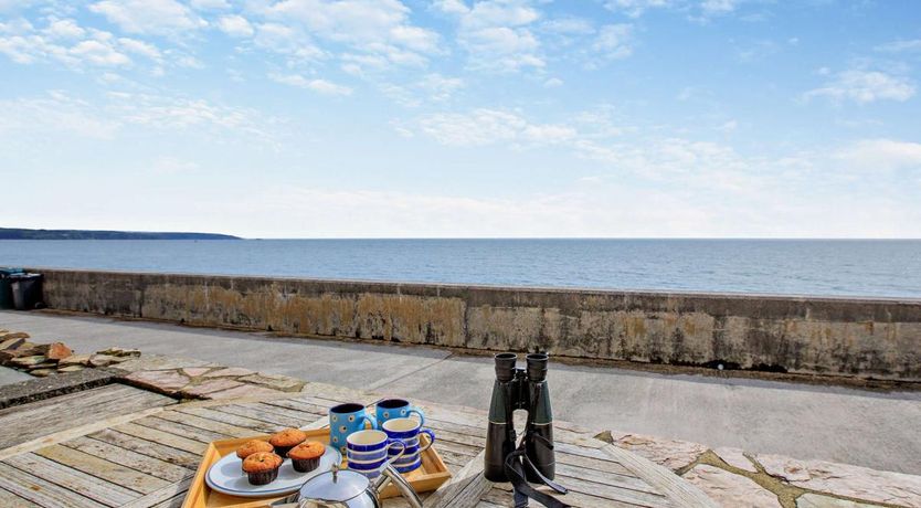 Photo of in Torcross (93956)