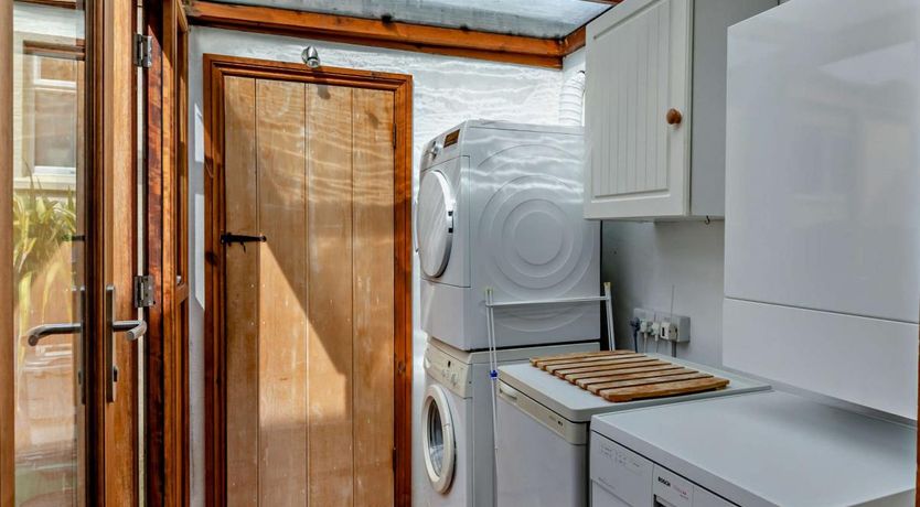 Photo of 3 Bed in Torcross