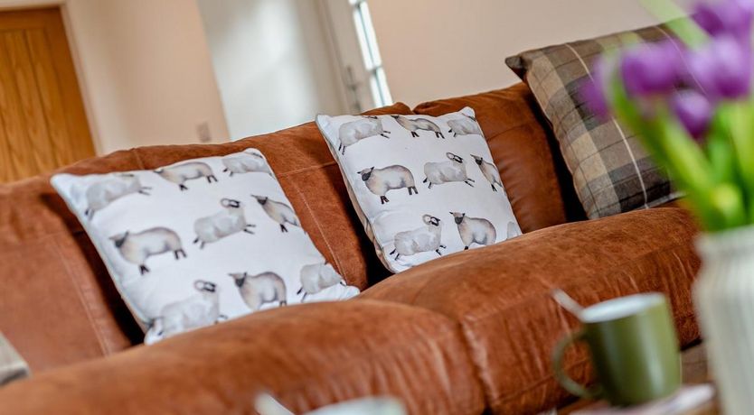 Photo of 2 Bed in Littlethorpe