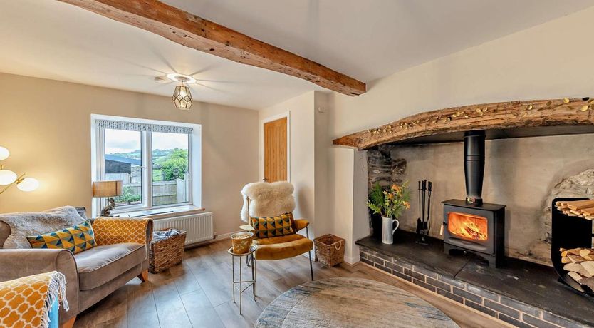 Photo of 3 Bed in Denbigh
