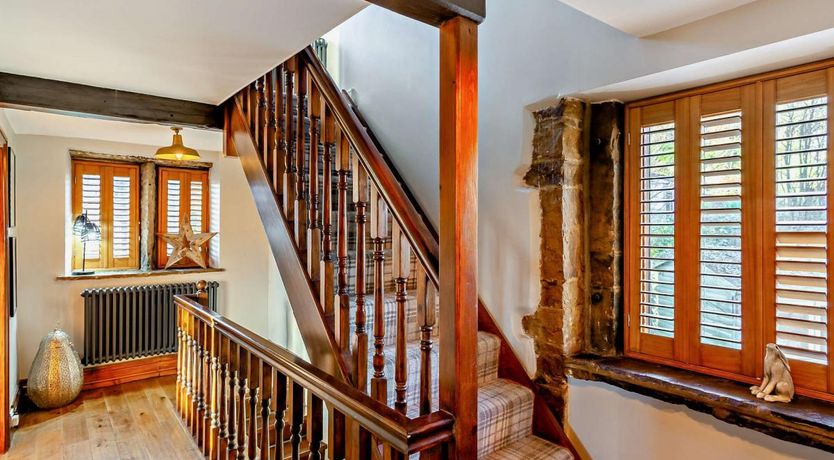 Photo of 4 Bed in Marsden