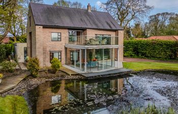 in Durham (94028) Holiday Home