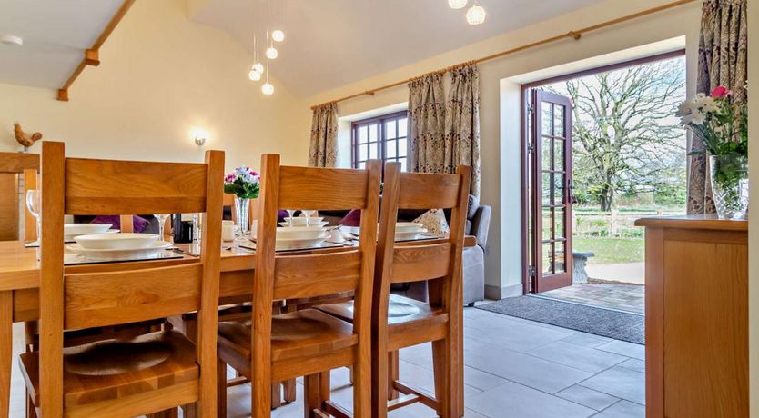 Photo of 3 Bed in Repps With Bastwick