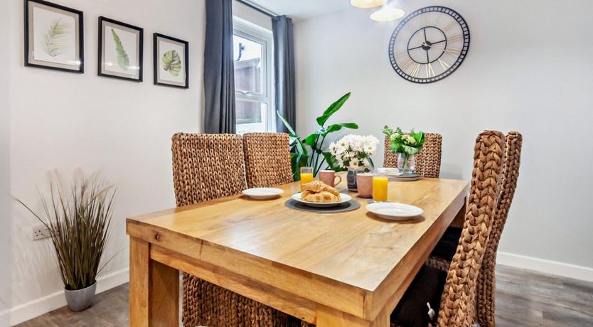 Photo of 3 Bed in Cowes