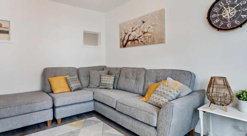 Photo of 3 Bed in Cowes