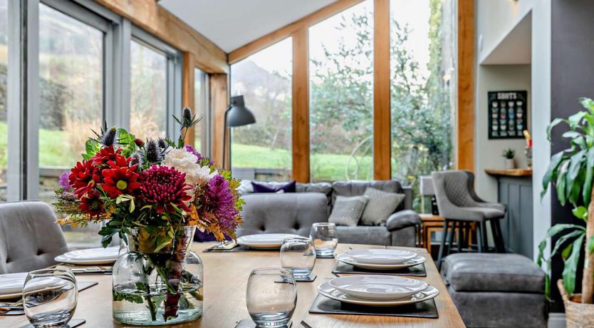 Photo of 6 Bed in Slaithwaite