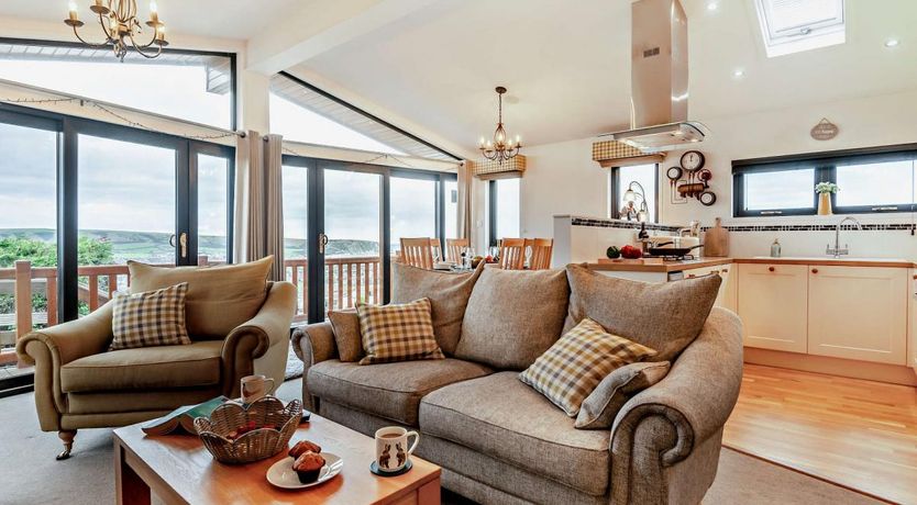 Photo of 3 Bed in Swanage