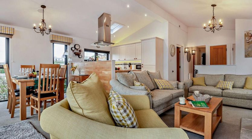 Photo of 3 Bed in Swanage