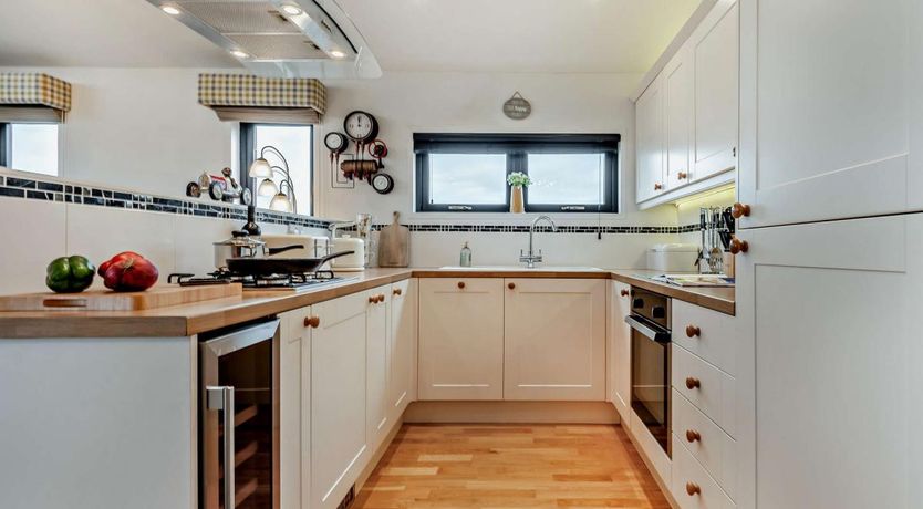 Photo of 3 Bed in Swanage