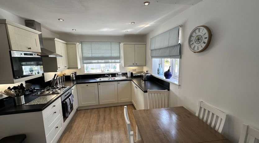 Photo of New England Cottage