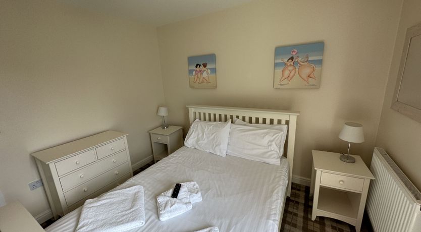 Photo of Waves @ The Bay