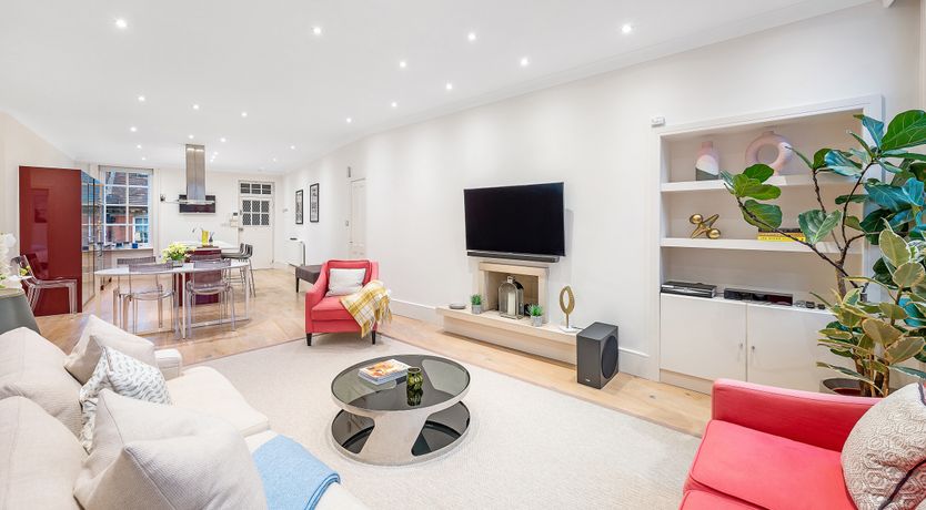 Photo of Ruby & Cream