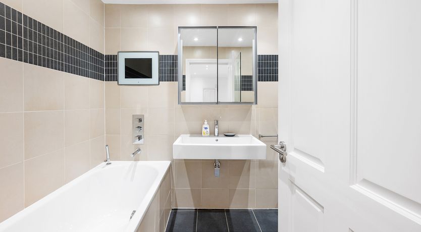 Photo of Ruby & Cream