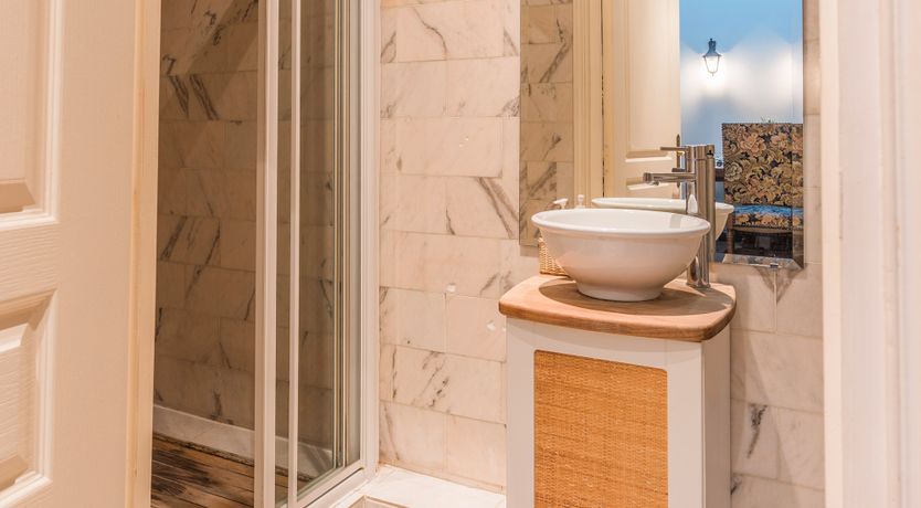 Photo of The Globetrotter