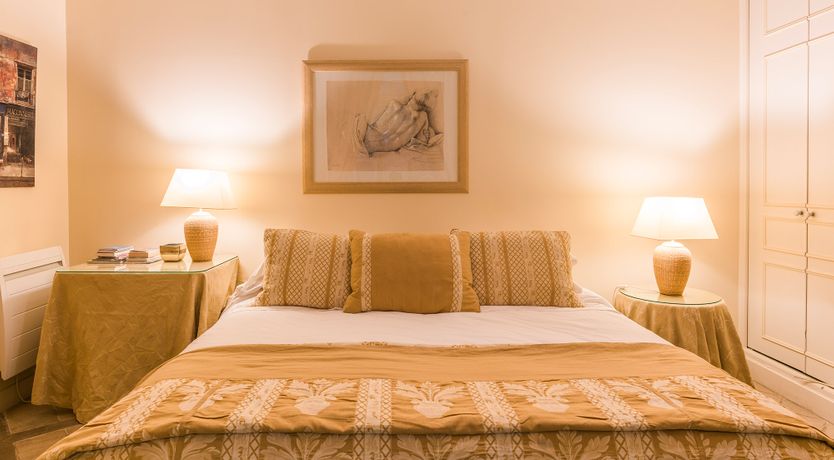 Photo of The Globetrotter