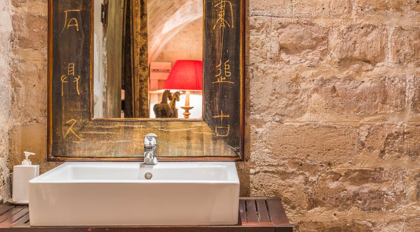 Photo of The Globetrotter