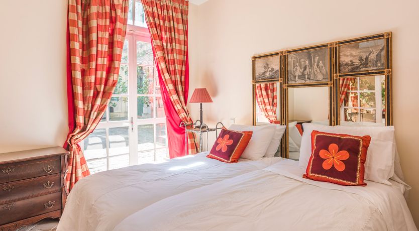 Photo of The Globetrotter