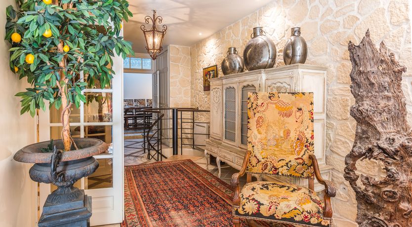 Photo of The Globetrotter