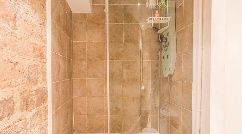 Photo of The Globetrotter