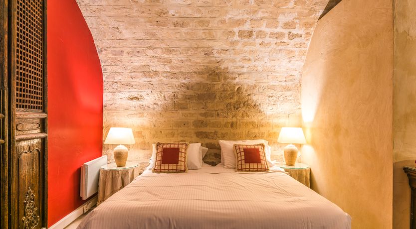 Photo of The Globetrotter